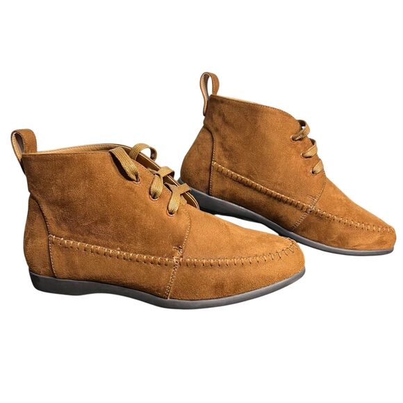 Comfortview Boots Womens Size 8.5 WW Tan Faux Suede Elsa Ankle Lace Up Moccasin - Picture 1 of 11